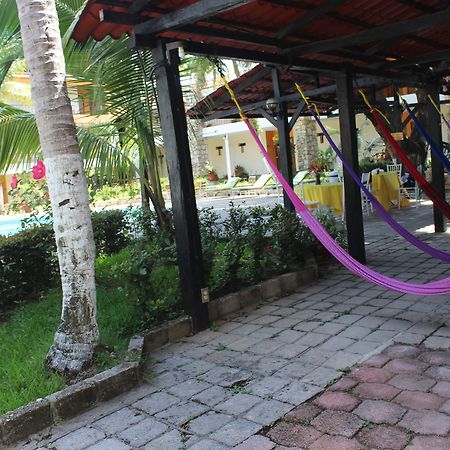 Plaza Palenque Hotel&Convention Center Exterior foto