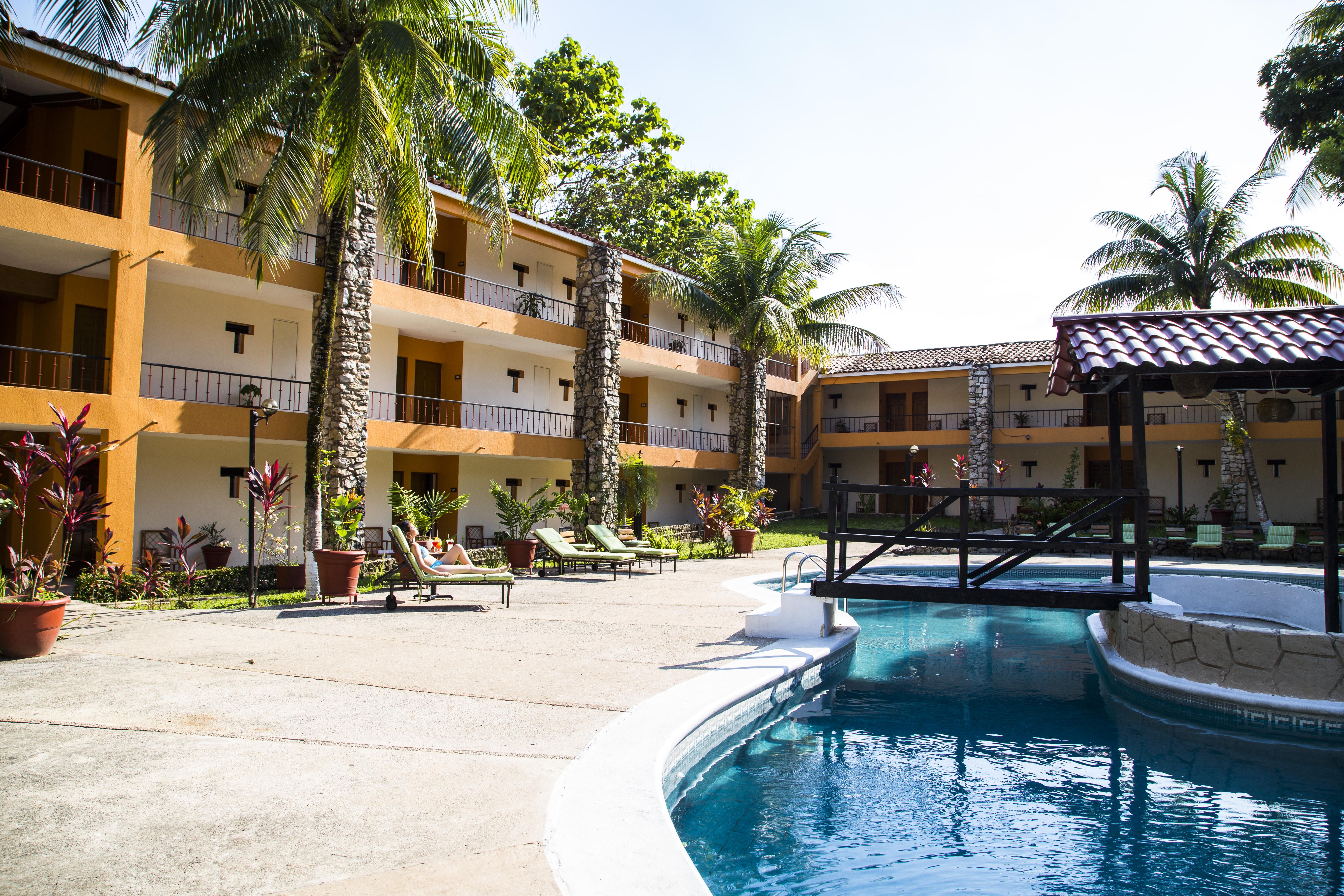 Plaza Palenque Hotel&Convention Center Exterior foto