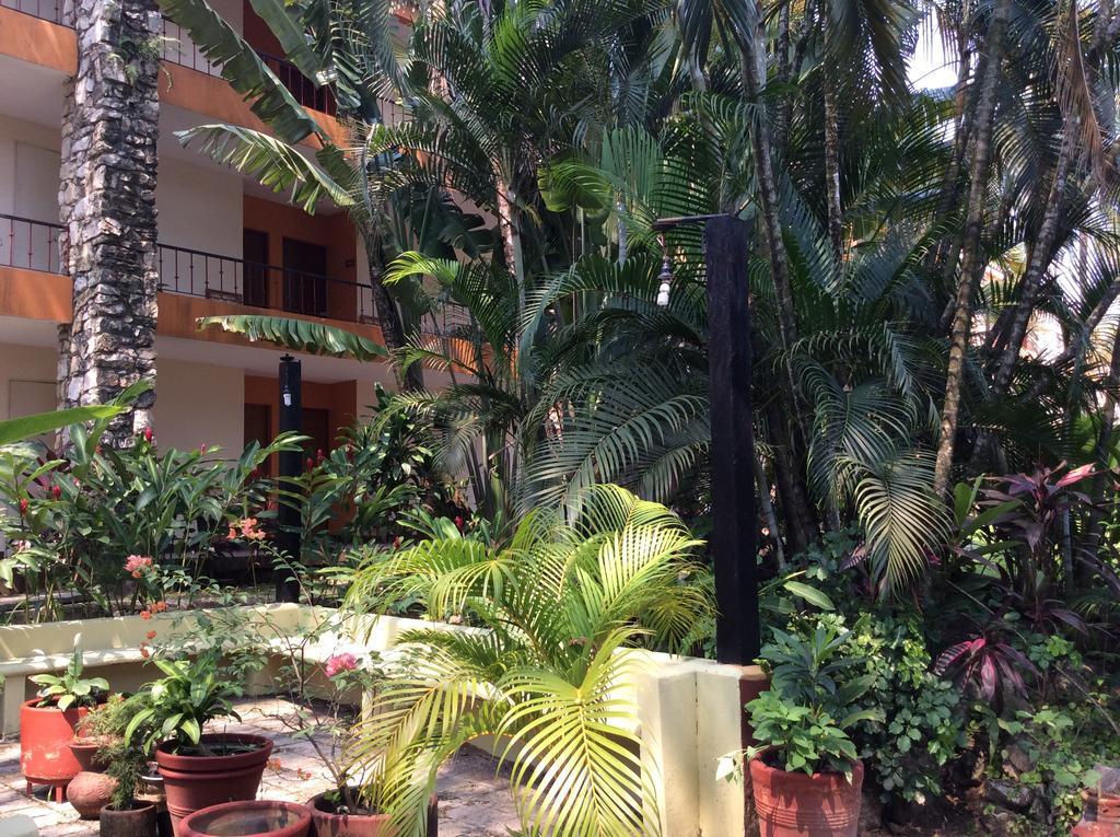 Plaza Palenque Hotel&Convention Center Exterior foto