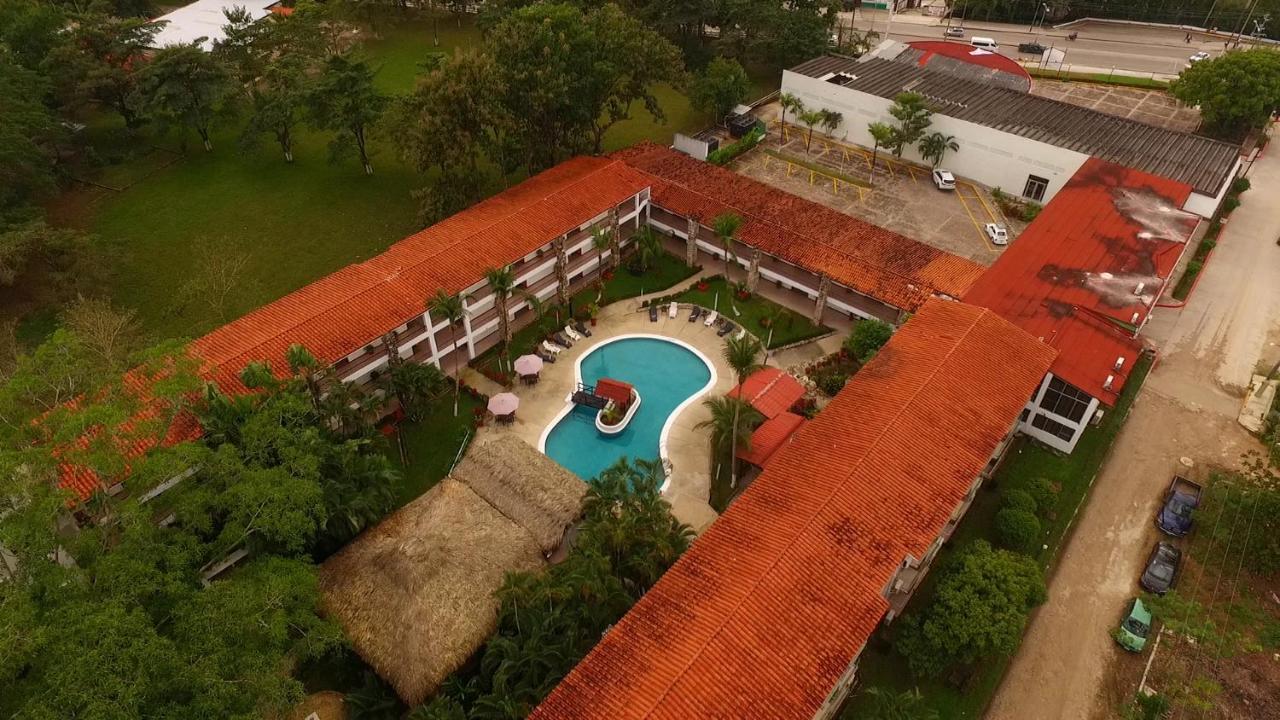 Plaza Palenque Hotel&Convention Center Exterior foto
